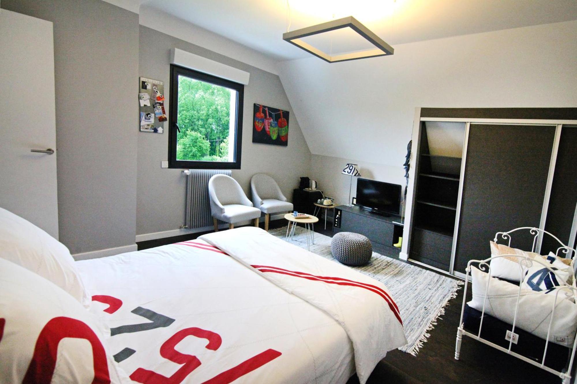 Bed and Breakfast Un Moment A La Campagne Pleuven Экстерьер фото